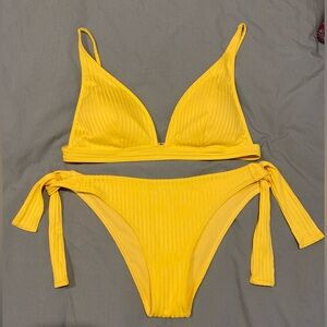Abercrombie Bikini Medium